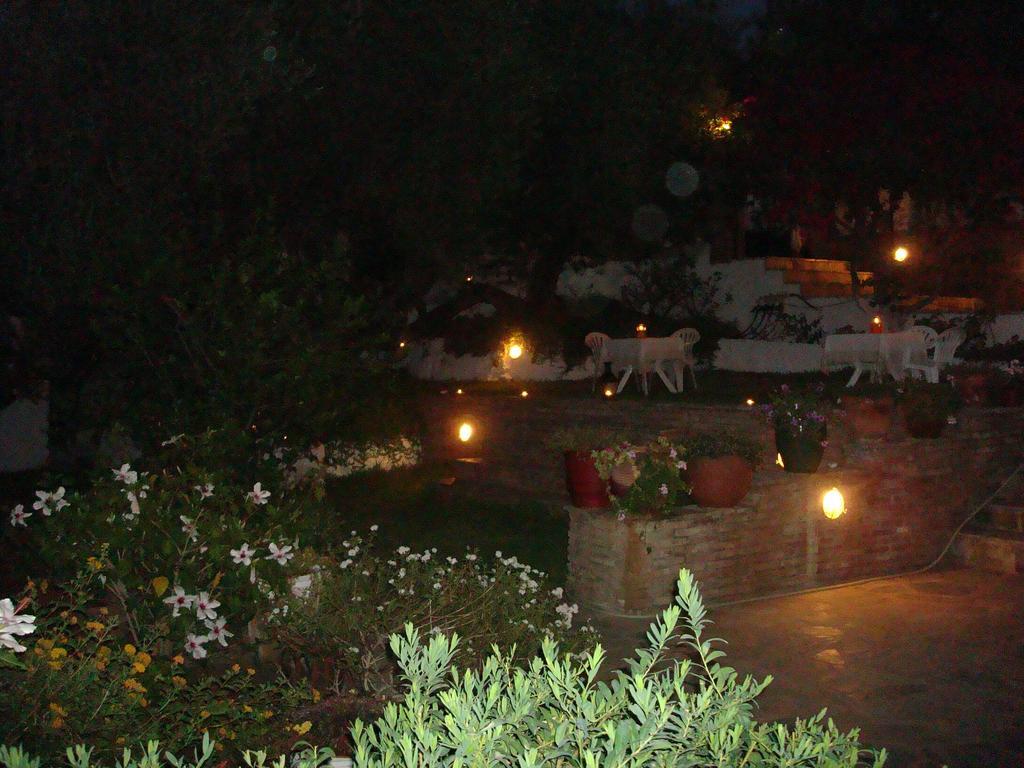 Pension Gerania Asos Quarto foto